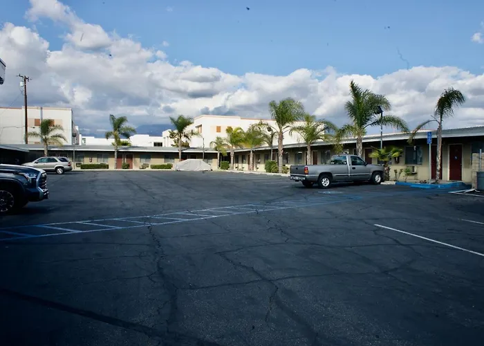 Sands Motel By Ontario Airport & Toyota Arena